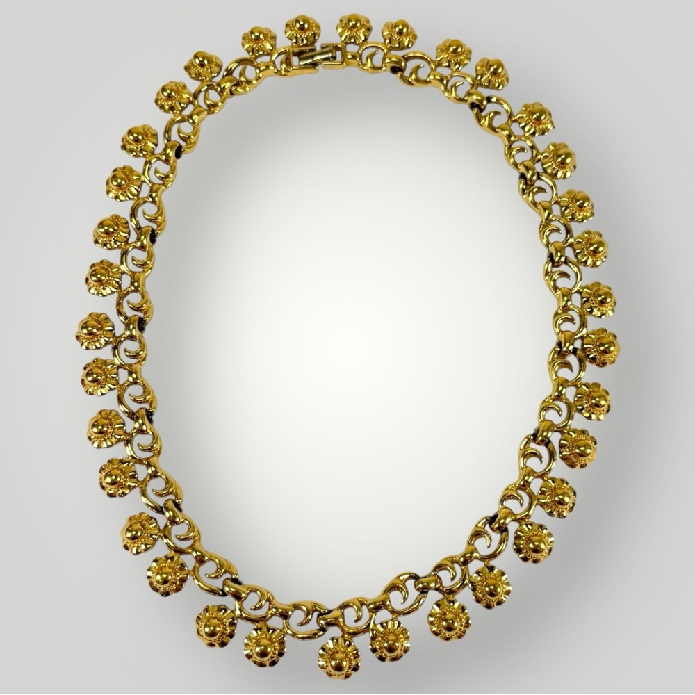 Vintage Floral Design Gold Tone Necklace Fold Over Clasp 16”